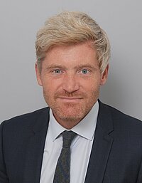 Sales France Olivier Chaillou