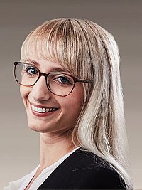 Sales Support Eastern Europe / Hungary Nadine Wickertsheim